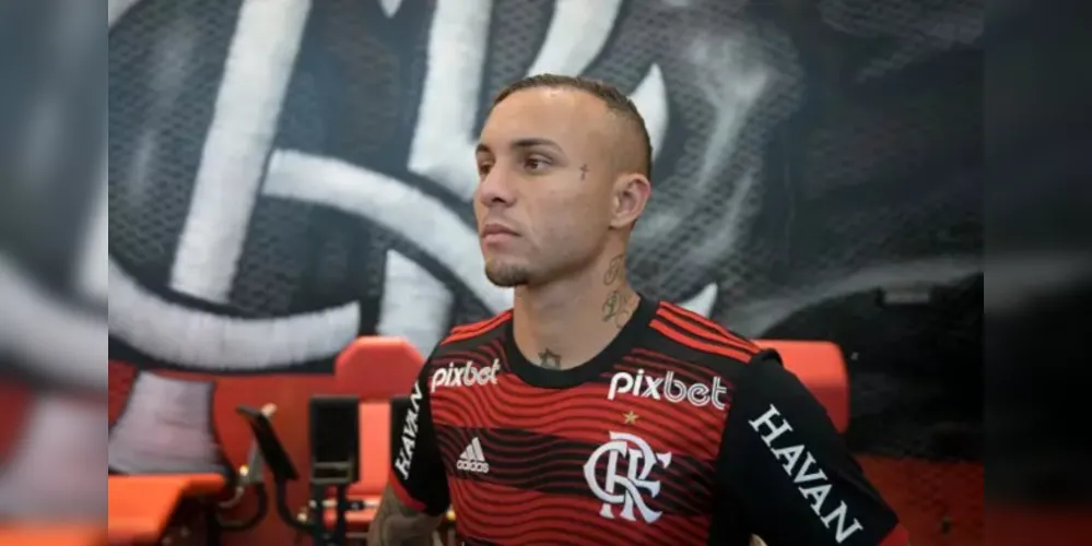 Everton Cebolinha (foto) marcou o terceiro gol do Flamengo na vitória desta quarta