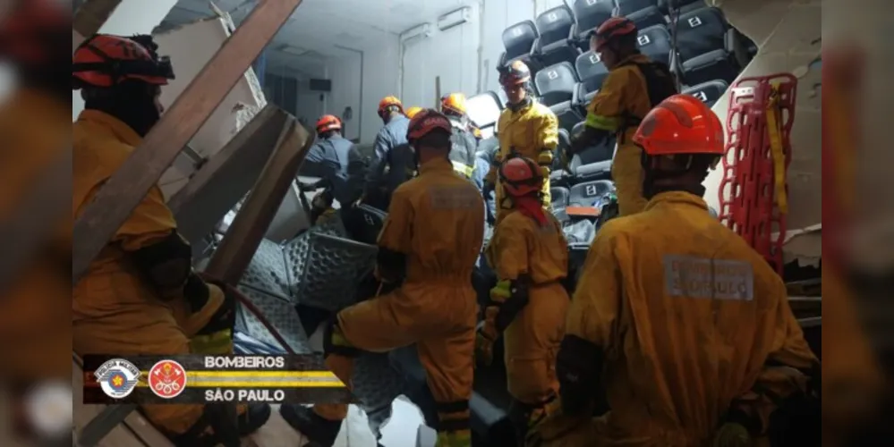 Segundo o Corpo de Bombeiros, nove pessoas morreram. Prefeitura de Itapecerica da Serra confirmou, por meio de nota, que o projeto inicial foi irregularmente alterado