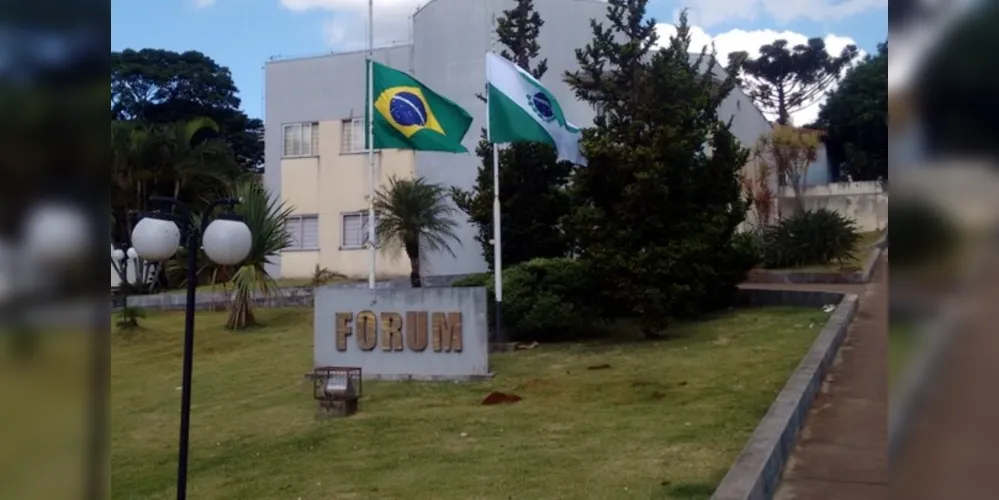 O acusado irá o júri popular pelo crime de homicídio qualificado e por tentativa de homicídio