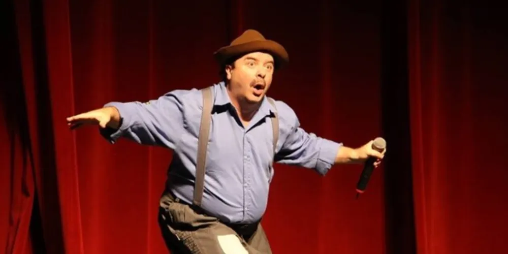 Humorista se apresentará em setembro com seu novo show, o ‘Tá todo mundo louco’. Ingressos já estão à venda em pontos comerciais e pela internet