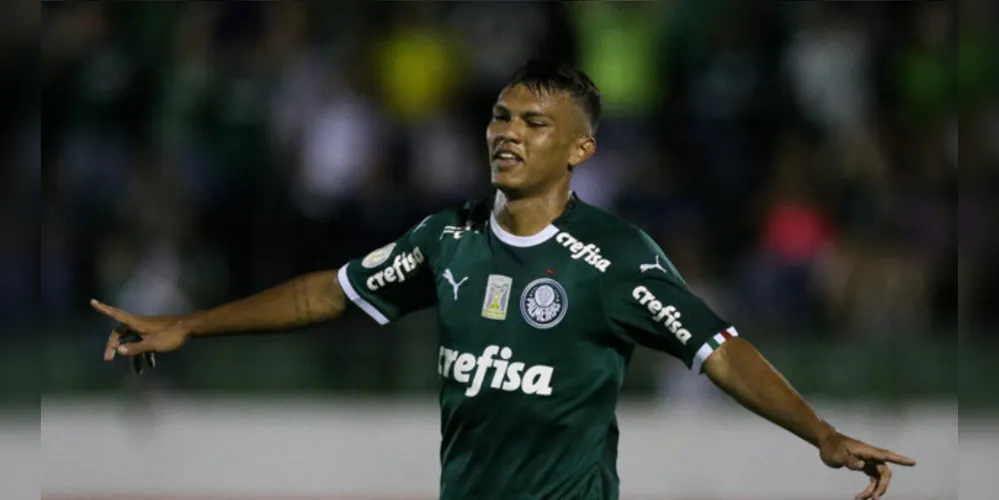 Depois de polêmicas, Gabriel Verón volta a marcar com a camisa do Palmeiras