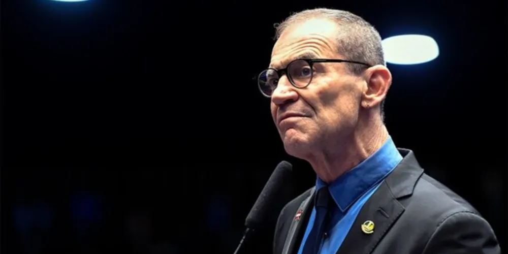 Fabiano Contarato é o autor do projeto que deu origem ao piso