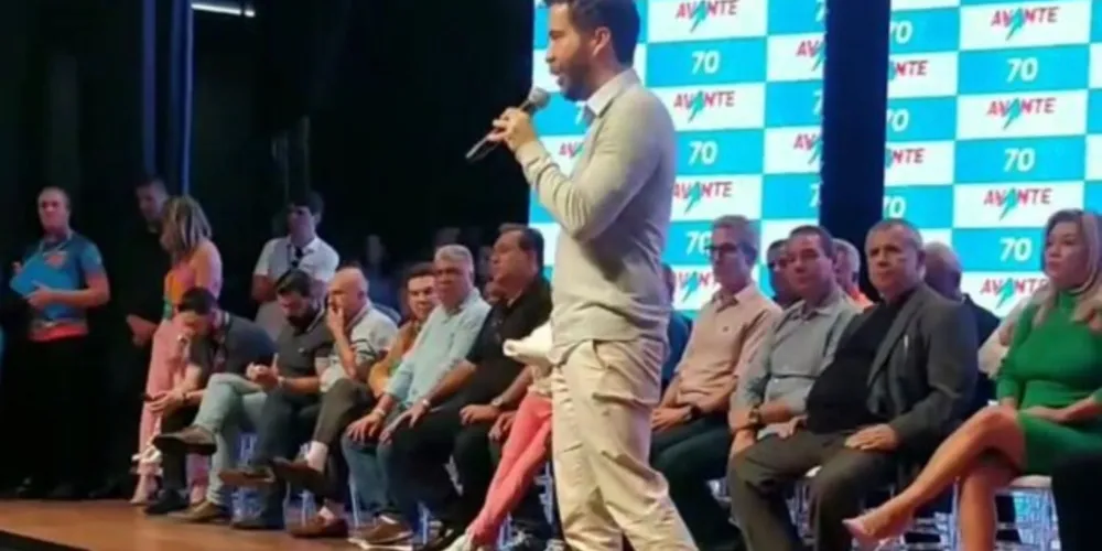 Partido ainda não definiu o candidato a vice; evento foi realizado neste sábado (23) em Belo Horizonte