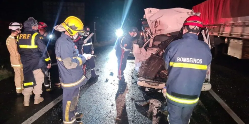 Batida aconteceu na Rodovia do Café, perto da Ambev, em Ponta Grossa