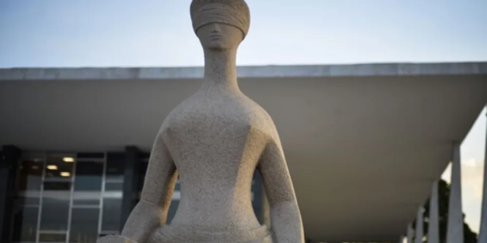 A questão da validade dos decretos começou a ser julgada no ano passado, mas foi interrompida por um pedido de vista do ministro Nunes Marques