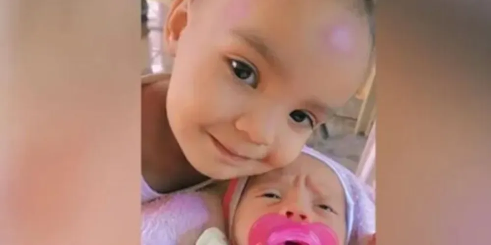 Os corpos de Gabriela e Juliana foram levados para o Instituto Médico Legal