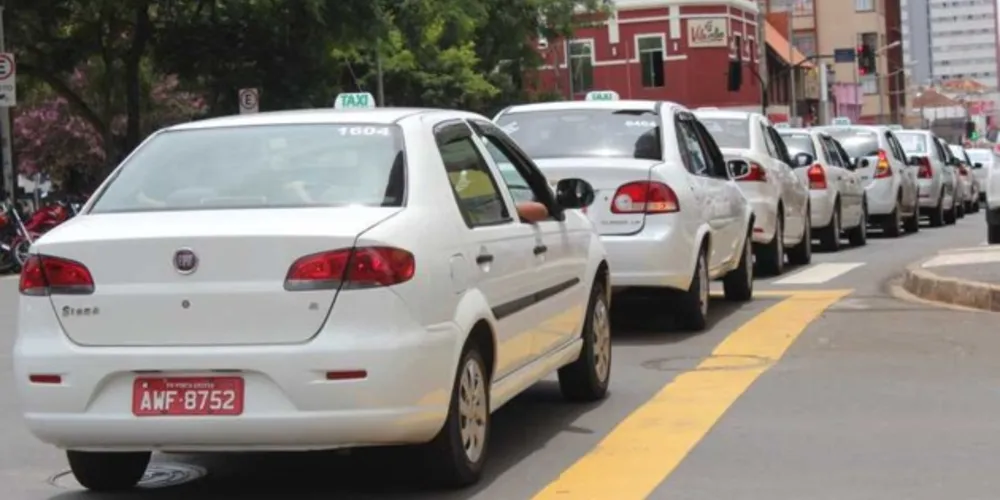Prefeitura de Ponta Grossa já enviou dados dos taxistas da cidade