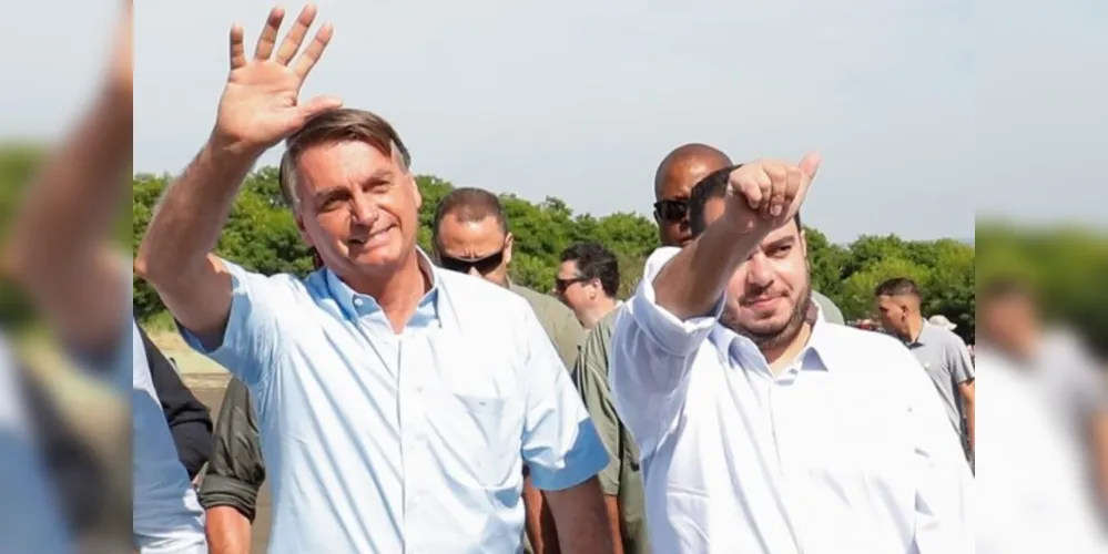 Presidente Jair Bolsonaro com o deputado federal e pré-candidato ao Senado, Paulo Eduardo Martins