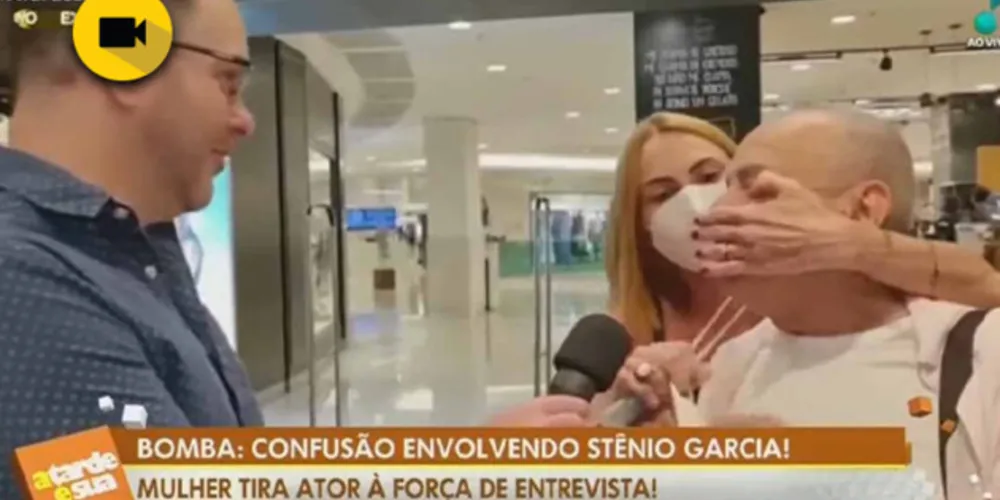 O caso aconteceu quando o ator falava com o jornalista Marcos Bulques na noite desta terça-feira