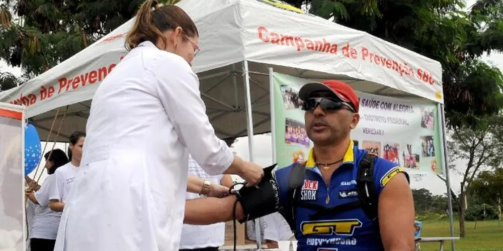 Colesterol alto é fator de risco para doenças cardiovasculares