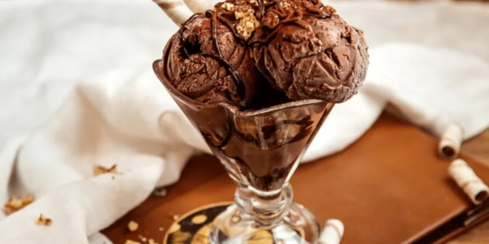 O sorvete se popularizou  quando chegou em Paris, no século XVI