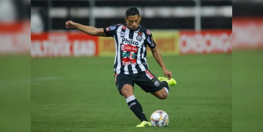 Tomas Bastos atuou no jogo desta noite, em Campinas, contra a Ponte Preta