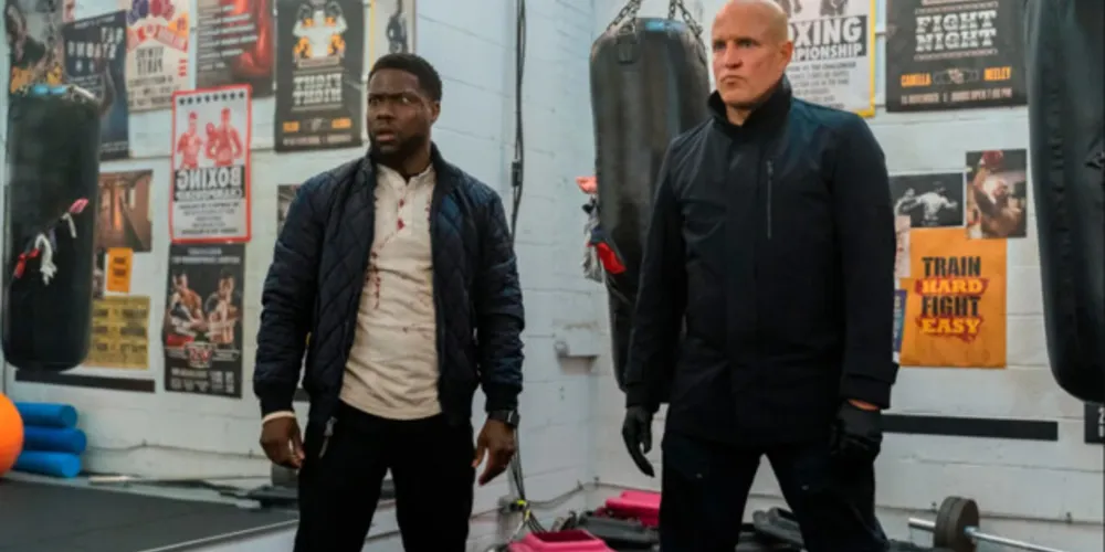 A dupla interpretada por Hart (a esquerda) e Harrelson é com sobras o ponto alto do filme, que acaba por limitar o potencial que em algum momento foi demonstrado