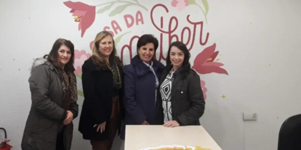 Por meio de atendimento individual, o espaço oferece serviços voltados para mulheres em situação de violência em PG