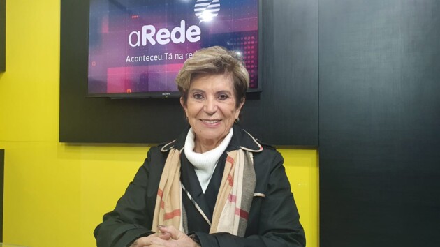 Prefeita de Ponta Grossa, Elizabeth Schmidt (PSD), nos estúdios do Portal aRede