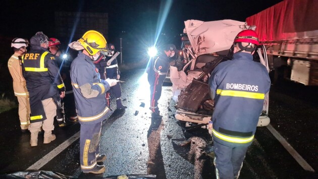 Batida aconteceu na Rodovia do Café, perto da Ambev, em Ponta Grossa