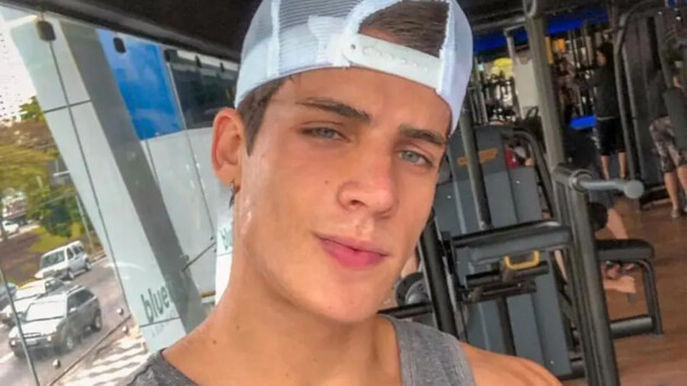 Tiago Ramos, de 24 anos, teve um relacionamento conturbado com a mãe do craque brasileiro