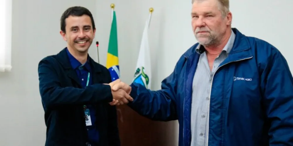 Audiência pública de prestação de contas também teve a presença do prefeito Artur Butina