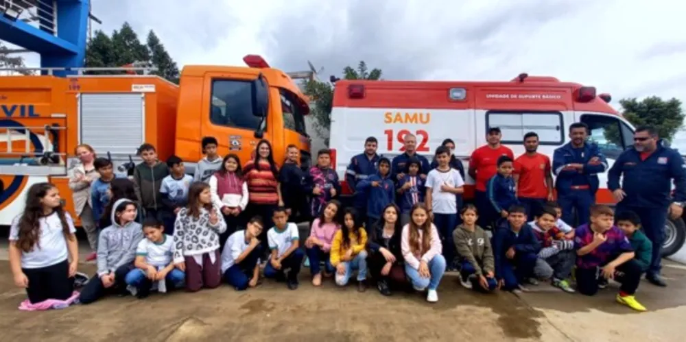 Além do aprendizado, educandos puderam se divertir com passeio
