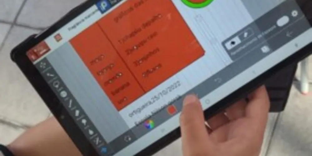 Tecnologia é uma importante aliada dos educandos em Ortigueira