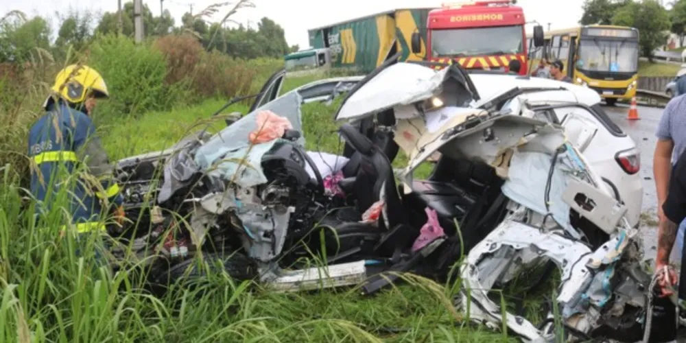 O acidente aconteceu na Avenida Presidente Kennedy, na região da Vila DER.