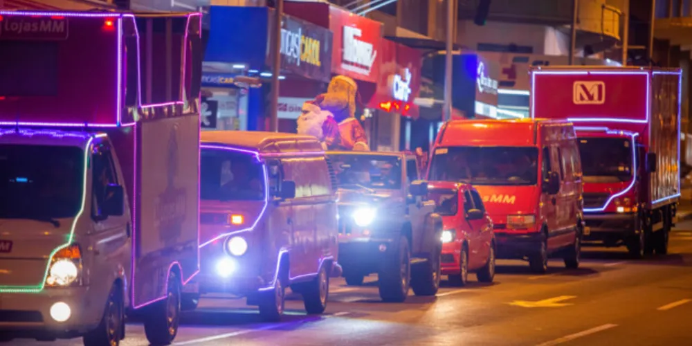Desfile terá veículos iluminados e a presença da Xicória Noel e do Papai MM Noel