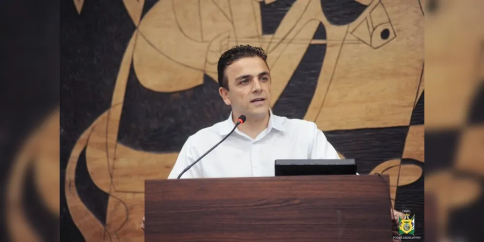 Aliel Machado (PV) na tribuna da Câmara Municipal durante Sessão Ordinária desta segunda-feira (17)