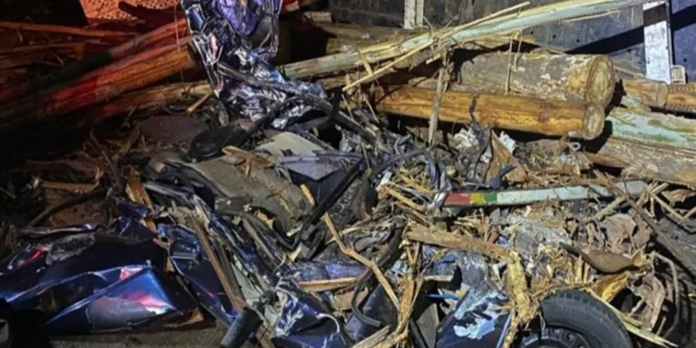 Todas as vítimas estavam nos carros que se envolveram no acidente.