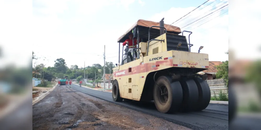 Pavimentação contemplará oito trechos do local, que fica na região do Cará-Cará