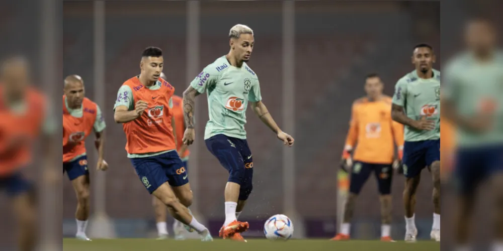 Na imagem, o possível trio de ataque da Seleção para o jogo: Martinelli, Antony e Gabriel Jesus