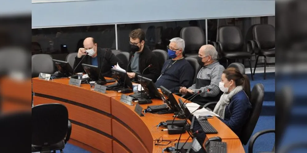 Celso Cieslak, Geraldo Stocco, Joce Canto, Léo Farmacêutico e Jairton da Farmácia compõem a CPI.