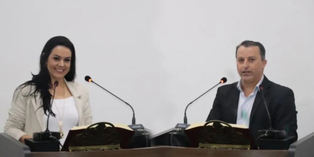 Secretários Municipais da Fazenda, Juarez Miguel da Silva; e de Administração e Recursos Humanos, Daniele Cavalli, estiveram na Câmara