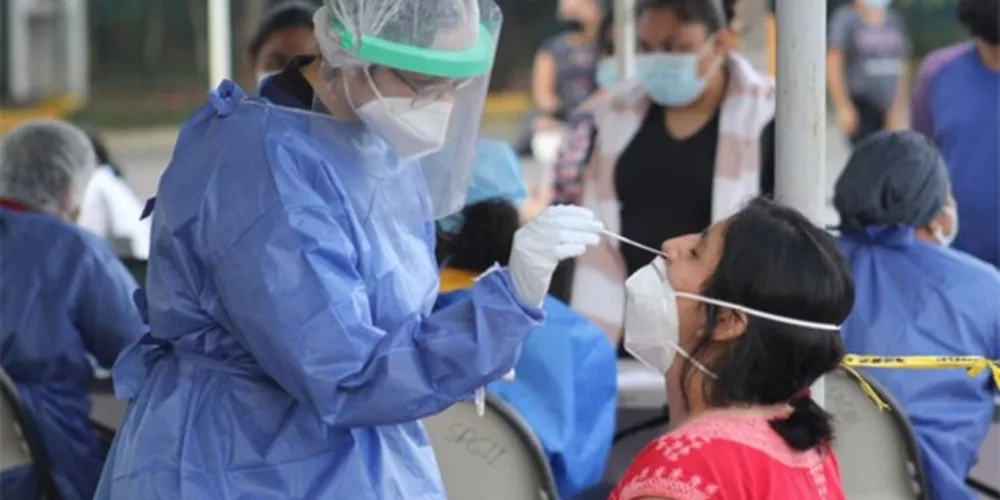 Dados mostram um crescimento em 17 vezes de novos positivados para o coronavírus