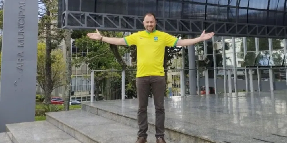 Em vídeo publicado nas redes sociais, Milla também se posicionou sobre o atual cenário político nacional