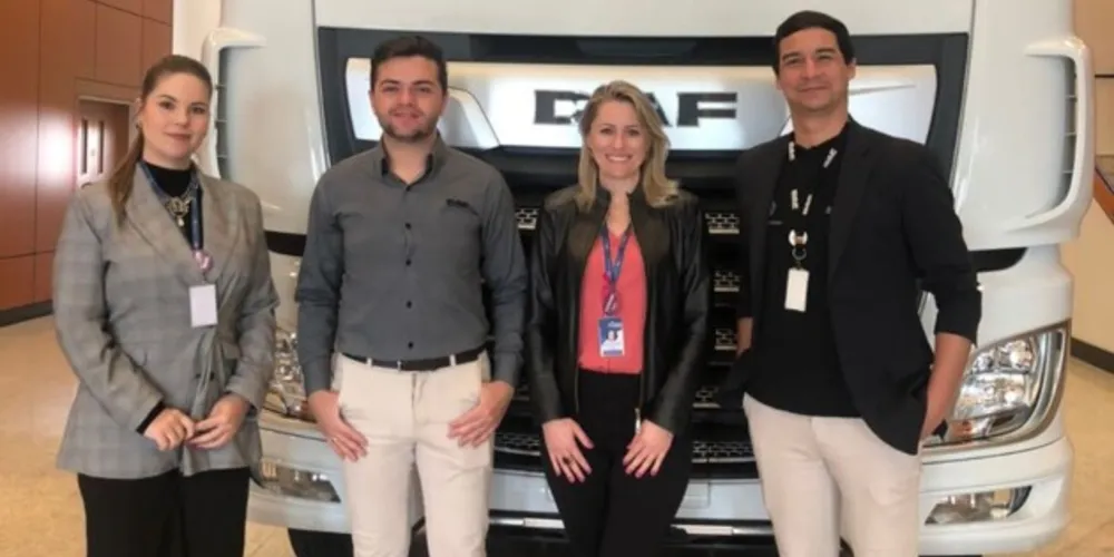 Lideranças da Prefeitura de Ponta Grossa e da DAF oficializaram as doações