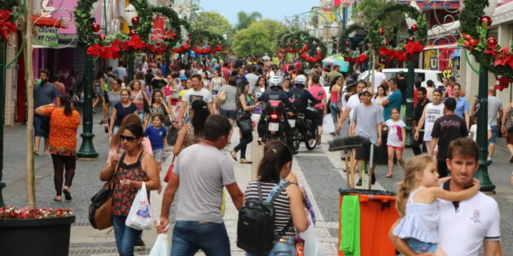 Valor será pago aos 97.084 trabalhadores com carteira assinada na cidade
