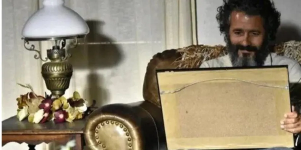 Pantanal: antes de morrer, Zé Leôncio enxerga Velho do Rio em retrato