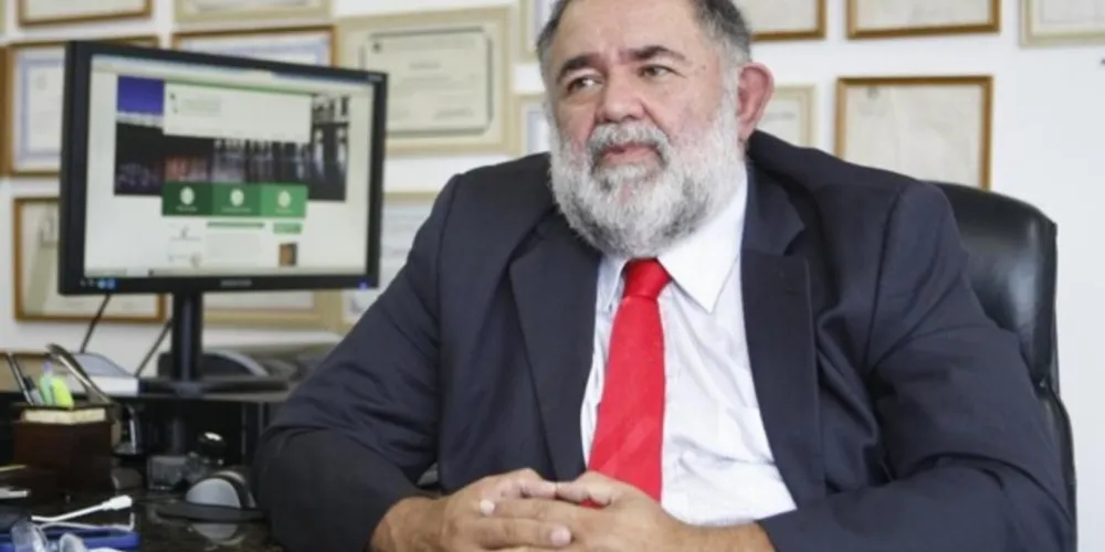 José Sebastião Fagundes Cunha, desembargador do Tribunal de Justiça do Estado do Paraná