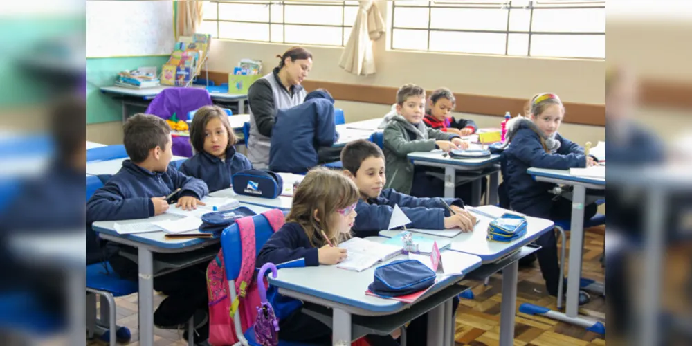 A rematrícula garante que os alunos possam ter uma oportunidade no ano letivo de 2023