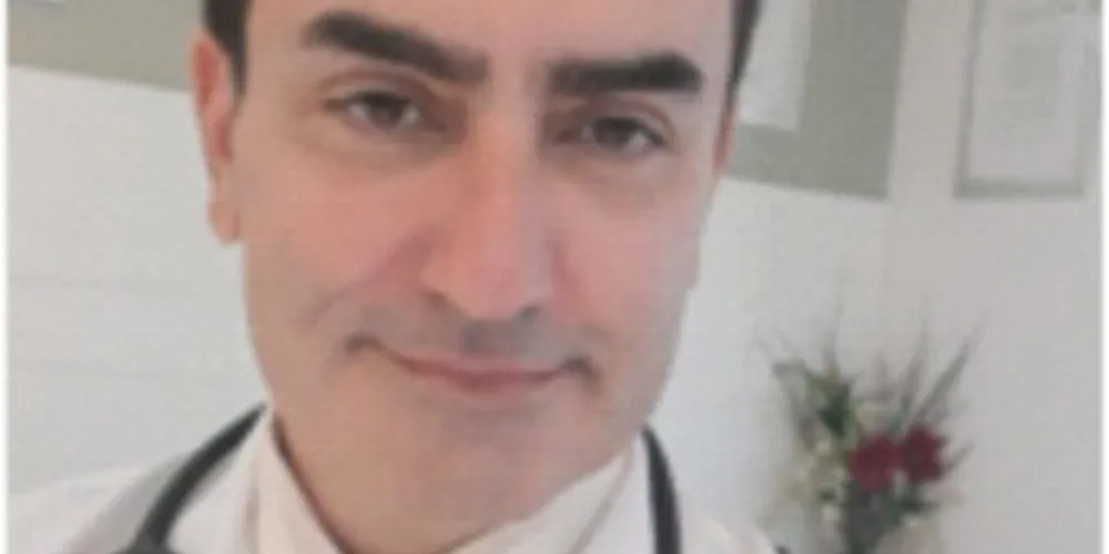 Texto de autoria de Marcelo Derbli Schafranski, médico reumatologista