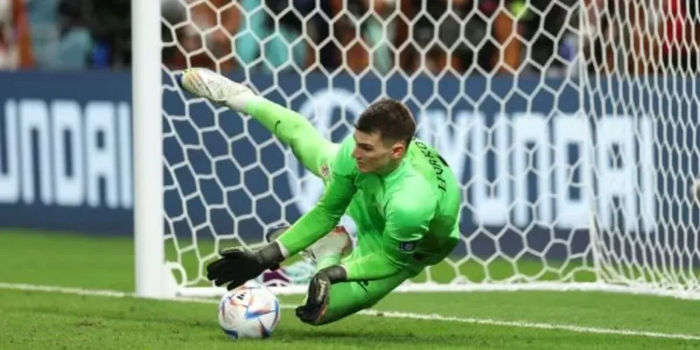 Livakovic puxou o protagonismo para si e pegou três pênaltis da seleção asiática