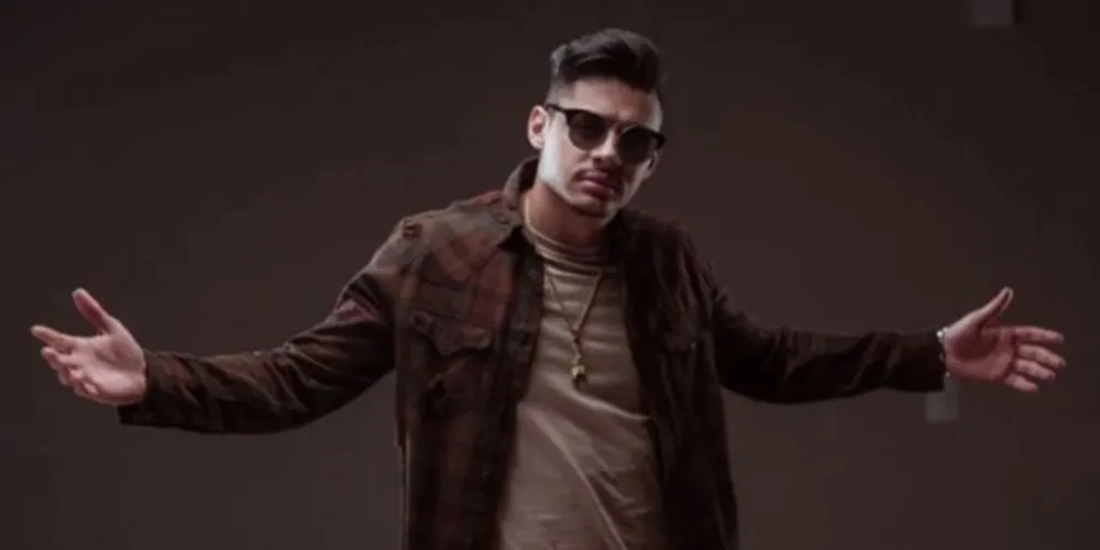 Cantor tem sucessos que ultrapassam a marca de 100 milhões de acessos na internet