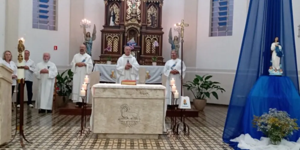 A festa da Imaculada Conceição integra a lista dos dias santos da Igreja, ou seja, dia em que todos os católicos têm a obrigação de participar da Santa Missa.