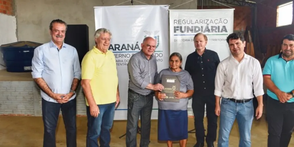 Regularizações fundiárias foram viabilizadas pelo Instituto Água e Terra (IAT), vinculado à Secretaria do Desenvolvimento Sustentável e do Turismo (Sedest)