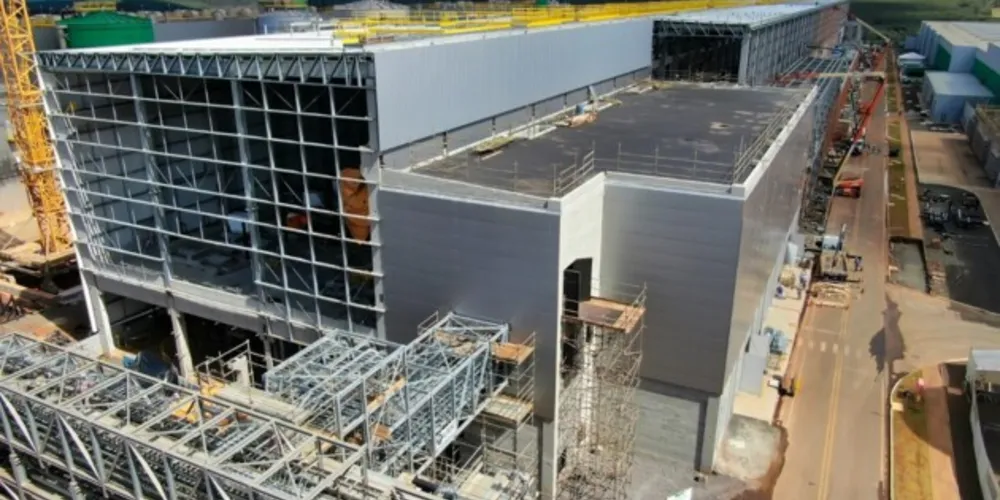 Companhia informa que 65% da fase 2 do Projeto Puma (construção da MP28) estão concluídos