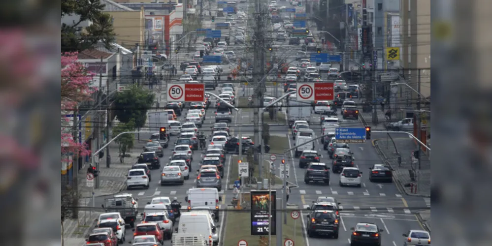 Detran-PR orienta condutores para o prazo final de quitação do Licenciamento