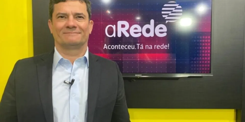 Moro se destaca no início das votações no Paraná