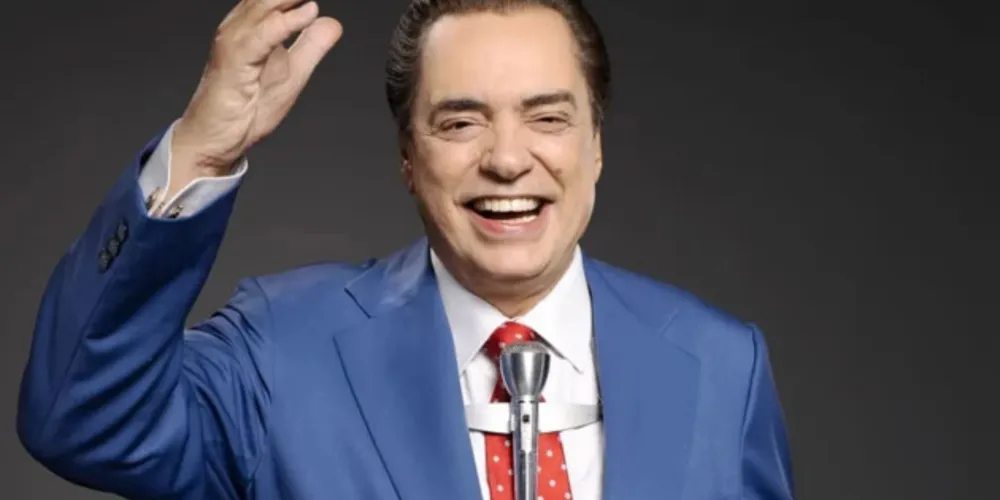 Silvio Santos e Senor Abravanel se tornam personas distintas e conflitantes, eventualmente transformando-se em protagonistas de cenários farsescos saídos de suas próprias cabeças