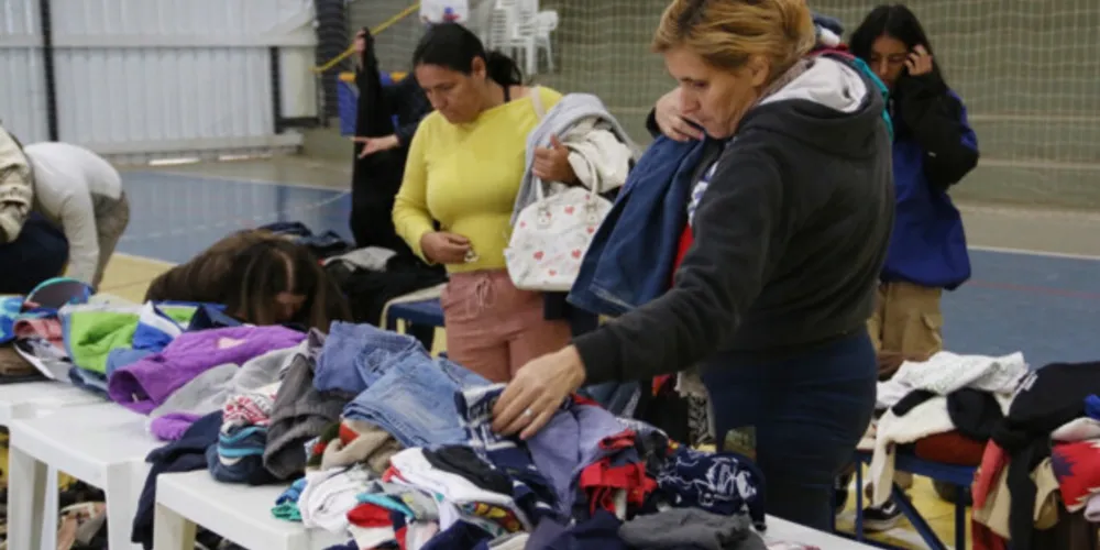 Pessoas mais necessitadas foram beneficiadas com as doações dos ponta-grossenses
