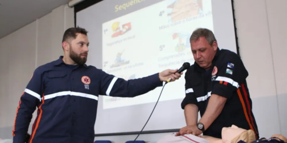 Atividade reuniu 120 professores no Campus Uvaranas, da Universidade Estadual de Ponta Grossa